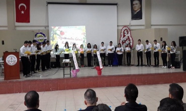 İLÇEMİZDE 24 KASIM ÖĞRETMENLER GÜNÜ KUTLANDI