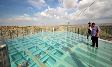 Ulubey Kanyonu'nu Ziyaretçiler Tanıtacak